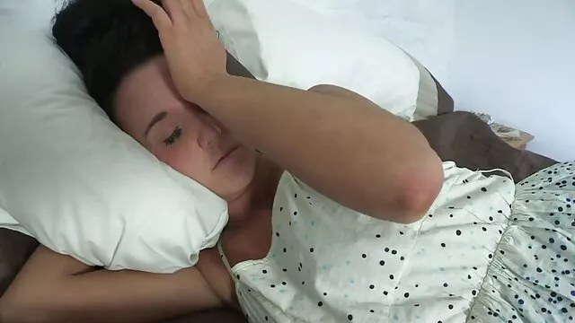 Cute Sunny free porno mere - Baiser comme un cadeau pour minuscule