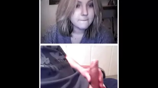 Sexe strapon sauvage avec des stars du porno vintage aux gros seins et au gros cul maman aide son fils a ejaculer