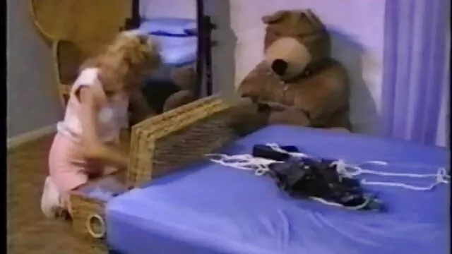 Vintage maman fait sex avec son fils copines lesbiennes