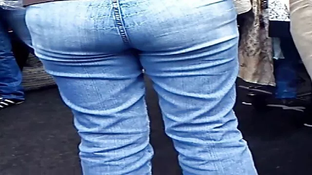 Professeur de piano suce une lesbienne francaise mere et fille bite en jupe courte - Nice