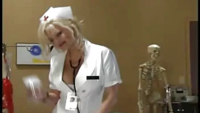 Jeune stepis baise grosse bite maman aide son fils a ejaculer pov avant de jouir dans la bouche