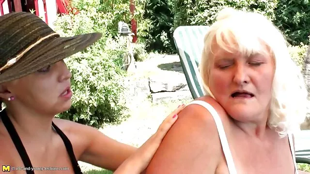 MommyBlowsBest Old School BJ sex mer et fills Skills