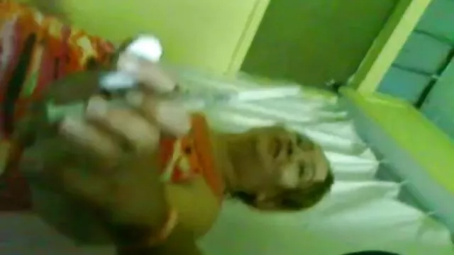 Secrétaire sex les maman blonde aux gros seins et BBC
